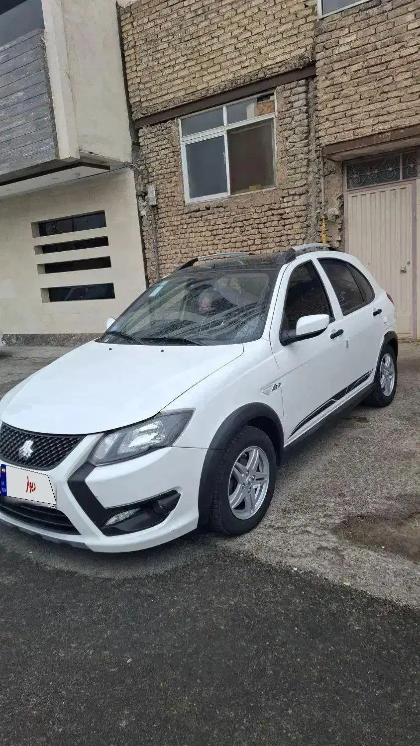 کوییک gxrl آپشنال سفید سقف مشکی ۱۴۰۳|خودرو سواری و وانت|خمینی‌شهر, |دیوار