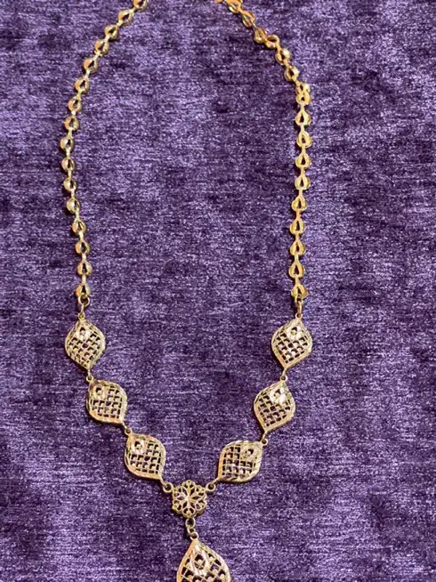 گردنبند ۸گرم و ۸۸۰سوت نو وشیک|جواهرات|یاسوج, |دیوار