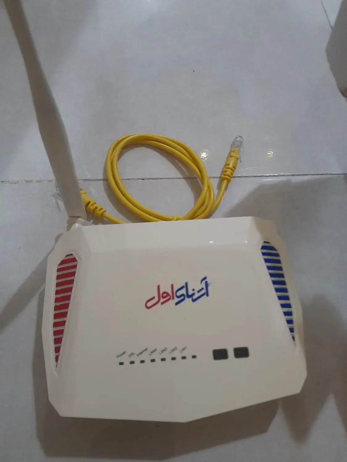 فروش مودم زیر قیمت ب علت جا ب جایی|مودم و تجهیزات شبکه|رشت, علی آباد|دیوار