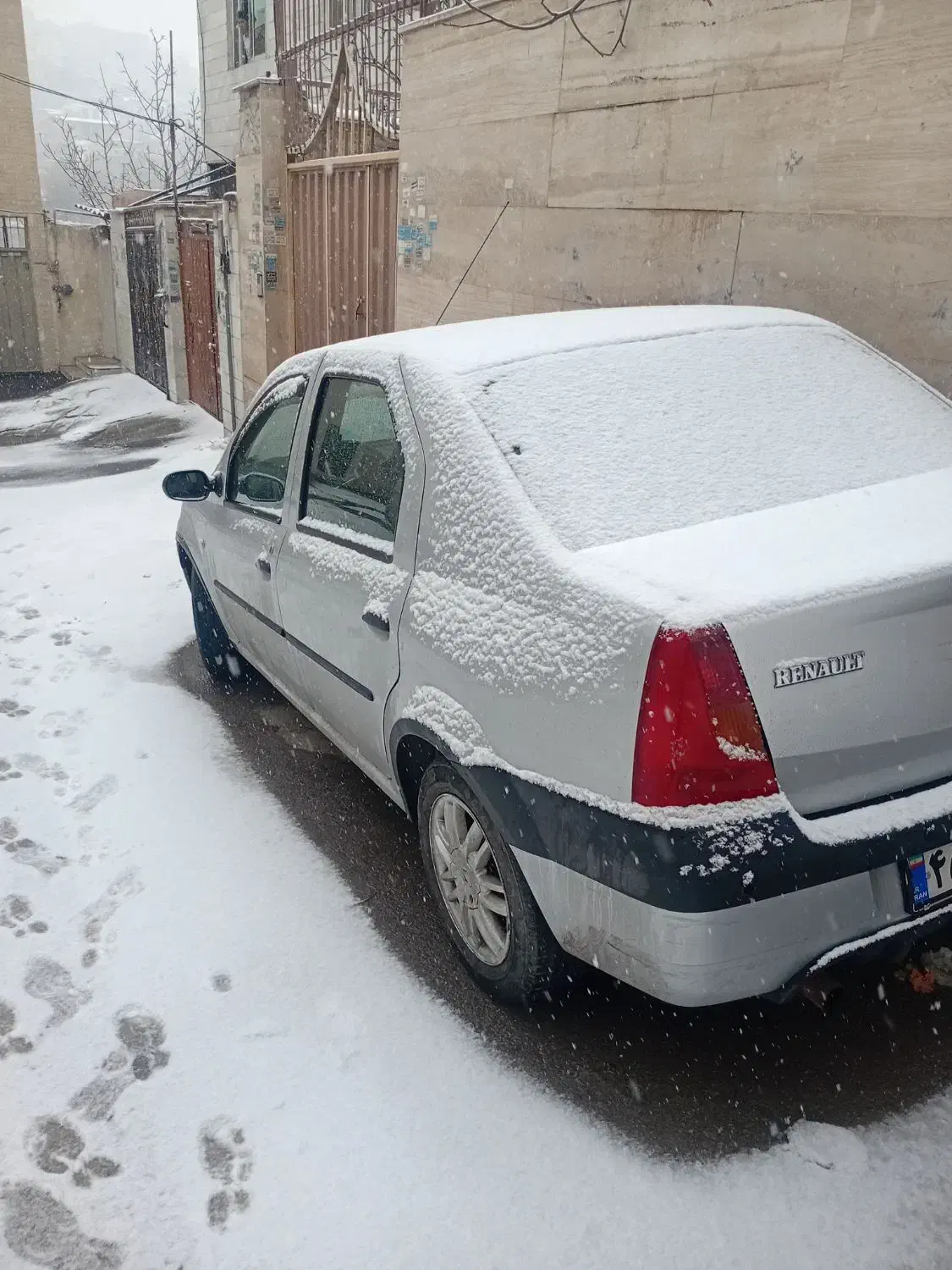 ال ۹۰ نقره ای e2 فول|خودرو سواری و وانت|بومهن, |دیوار