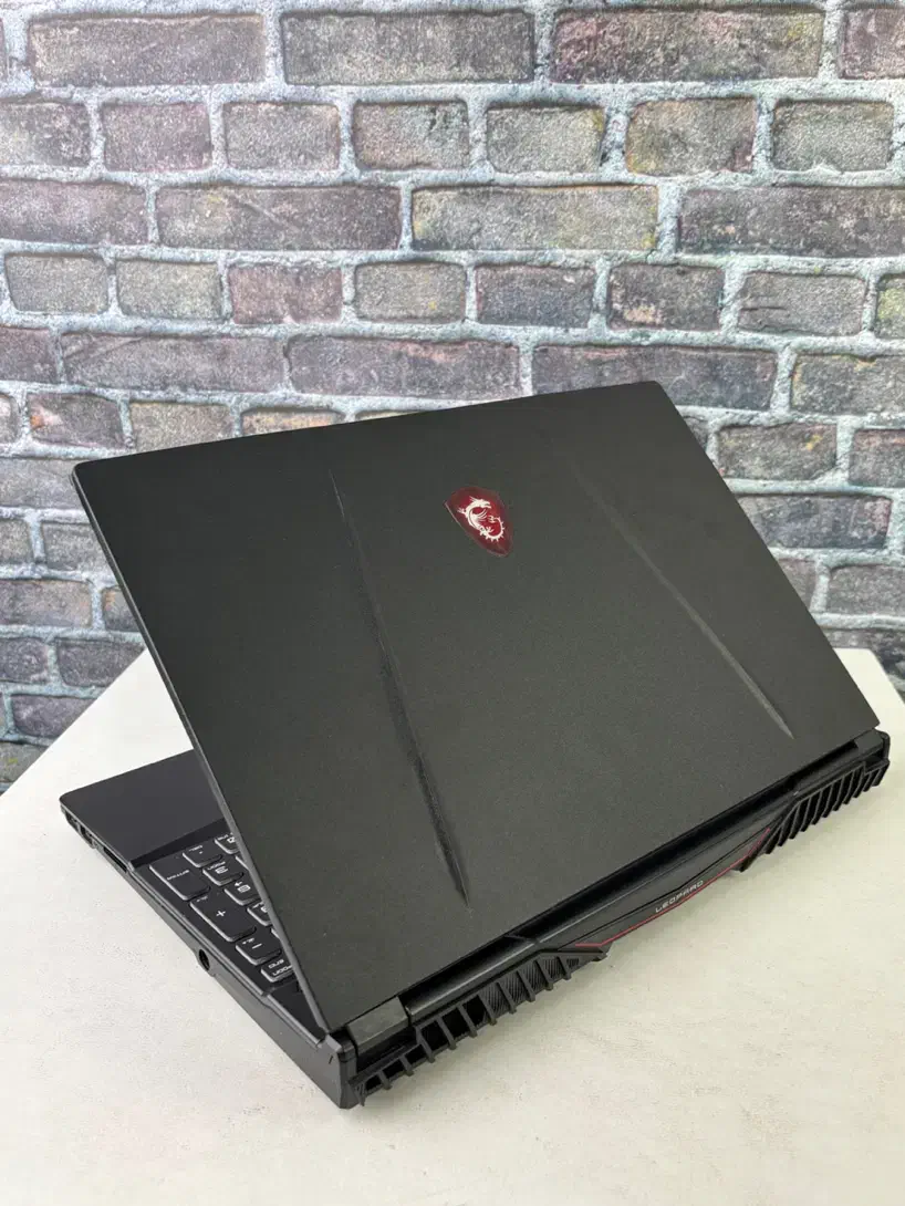 لپتاپ گیمینگMSI/گرافیک مجزا ۴ گیگ/تمیز و بدون نقطه|رایانه همراه|تهران, میدان ولیعصر|دیوار