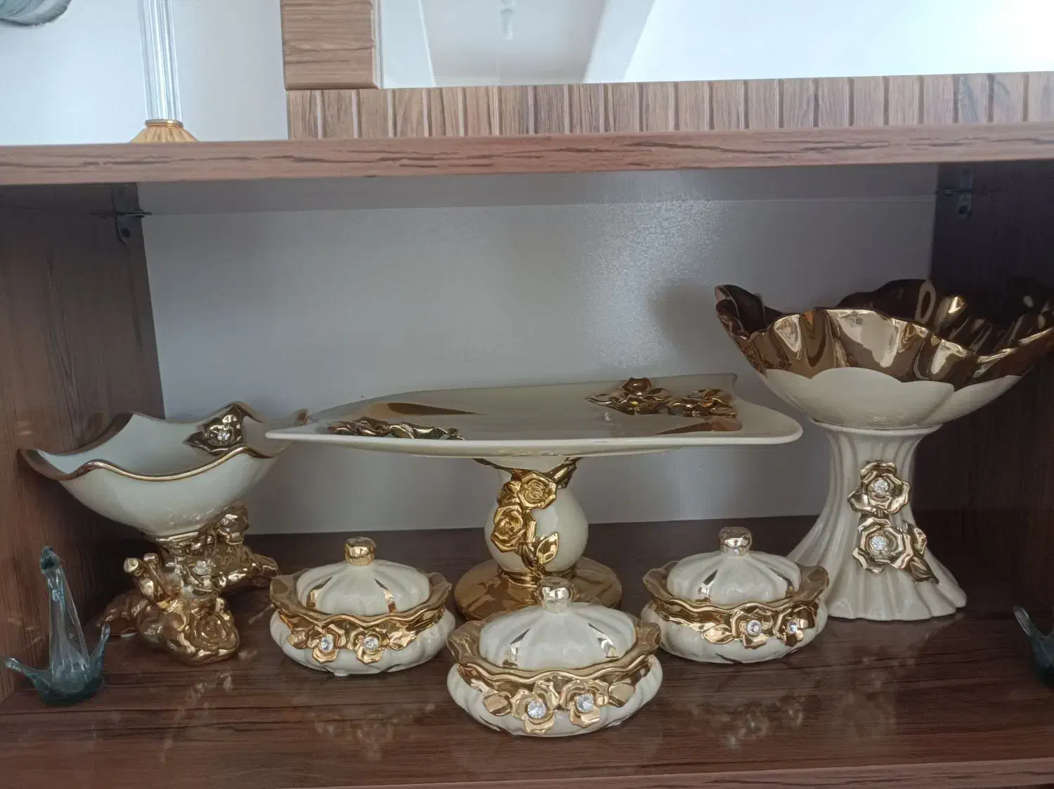 سرویس پذیرایی فوق العاده شیک مناسب جهیزیه|ظروف سرو و پذیرایی|تربتحیدریه, منصوریه|دیوار