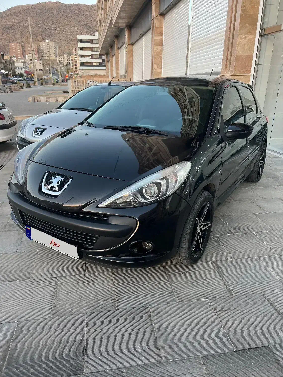 ۲۰۷ مدل ۴۰۱ نقد و اقساط|خودرو سواری و وانت|شیراز, غدیر جنوبی|دیوار