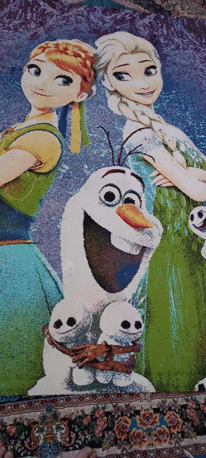 قالی السا وآنا همراه پا دری|فرش|صدرا-فارس, فاز ۱|دیوار