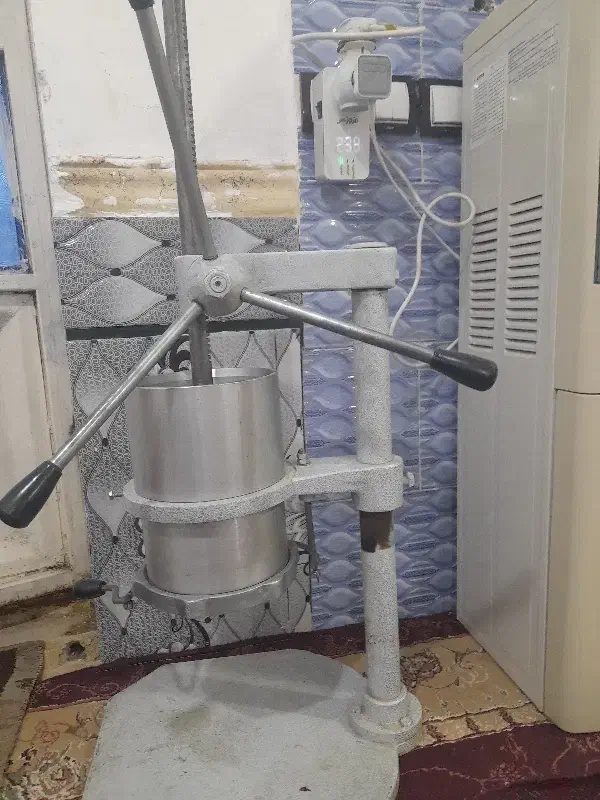 دستگاه بامیه عسلی|آبمیوه‌گیر و آب‌مرکبات‌گیر|اهواز, اسلام آباد غربی|دیوار