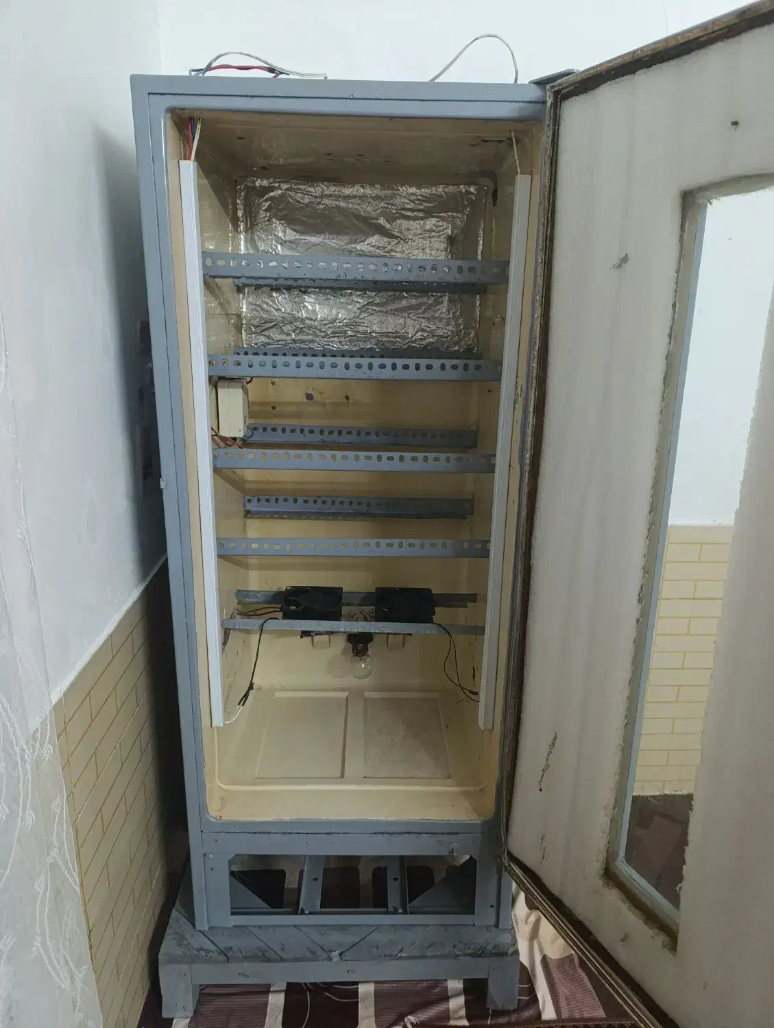 دستگاه جوجه کشی دست ساز و دستی|لوازم جانبی حیوانات|گنبد کاووس, |دیوار