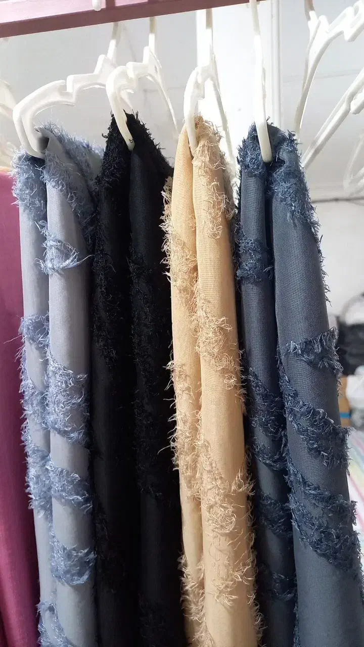 شال به صورت عمده|لباس|شازند, |دیوار