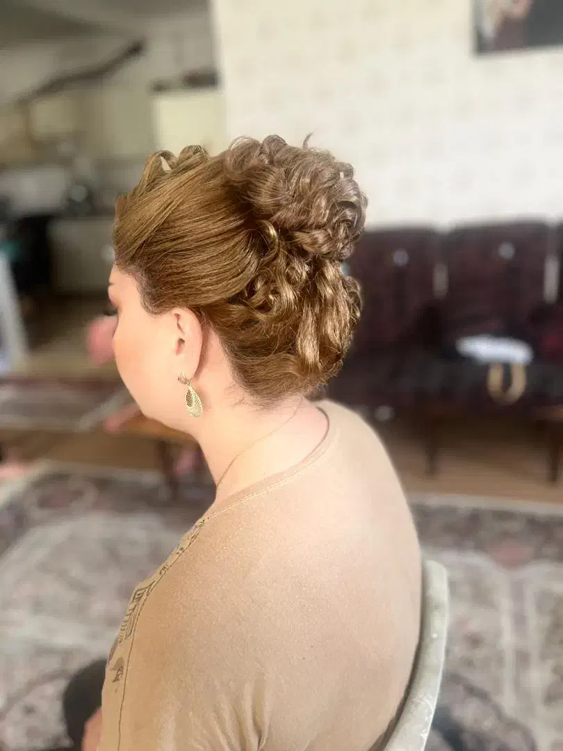 میکاپ و شنیون|خدمات آرایشگری و زیبایی|سلماس, |دیوار