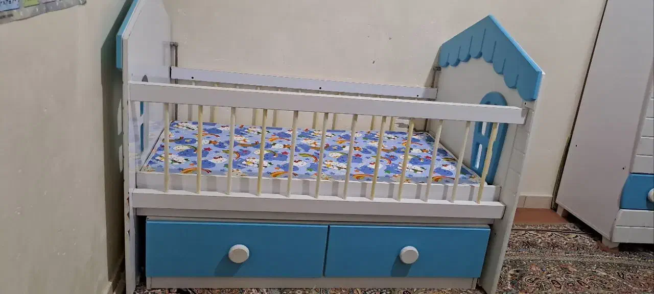 سرویس خواب کودک ،ویترین و ساعت|تخت و سرویس خواب|پرند, فاز ۴|دیوار