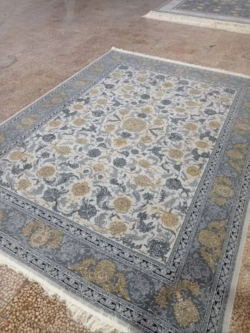 انواع فرش۱۰۰۰شانه۷۰۰زیرقیمت تمامنقاط دیوار. اقساط|فرش|فولادشهر, C1|دیوار