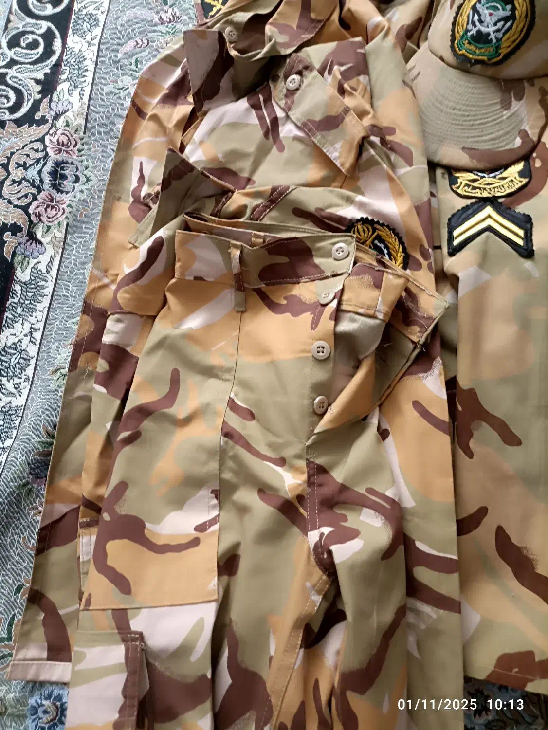 لباس نظامی وزارت دفاع|لباس|شیراز, گود عربان|دیوار