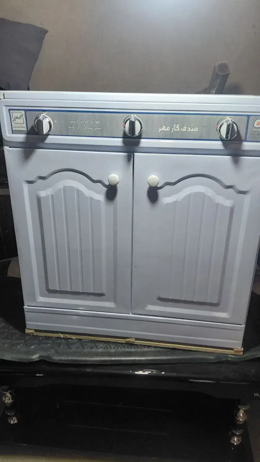 گاز سه شعله صفر|اجاق گاز و لوازم برقی پخت‌وپز|زیویه, |دیوار