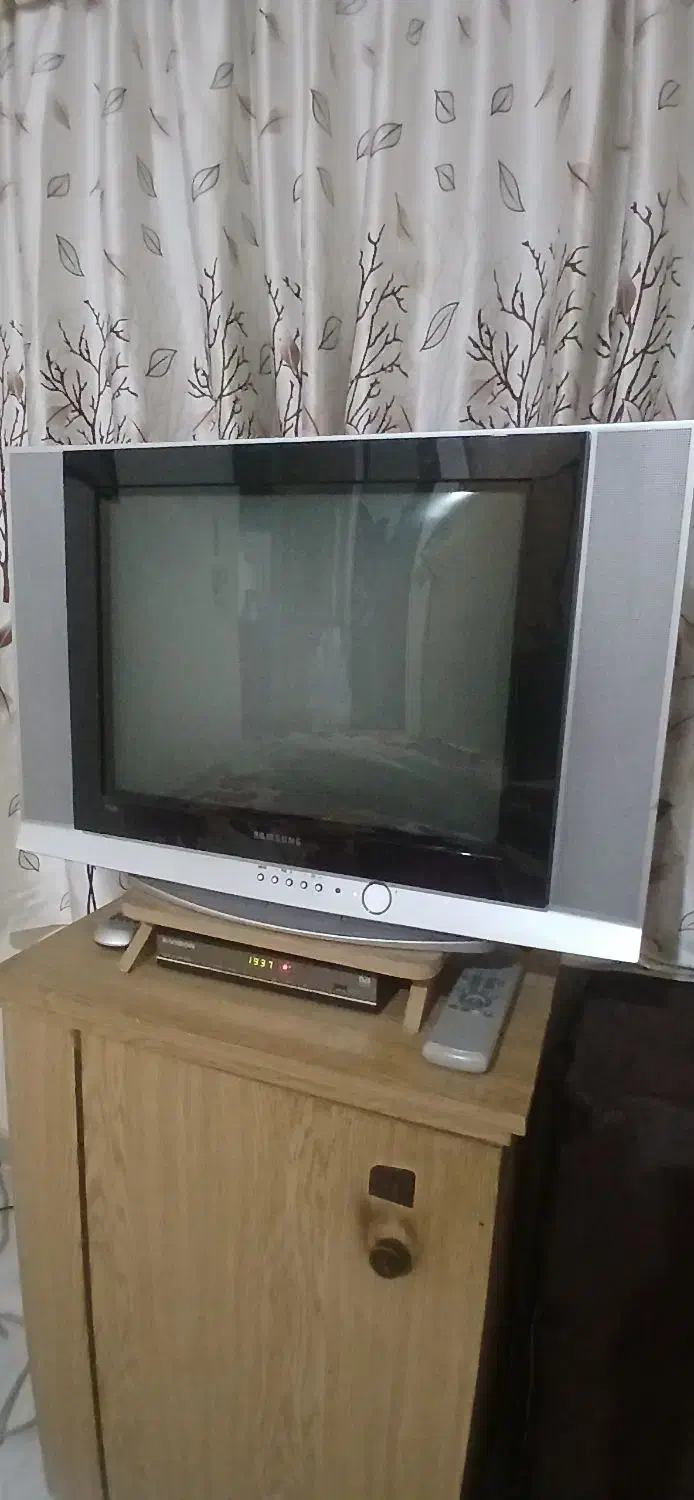 تلویزیون سامسونگ|تلویزیون و پروژکتور|رشت, عینک|دیوار