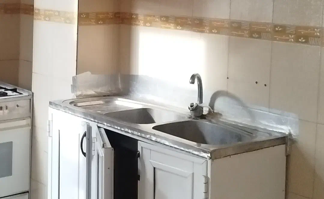 سینک دو لگن|آب‌چکان و نظم‌دهنده ظروف|تنکابن, |دیوار