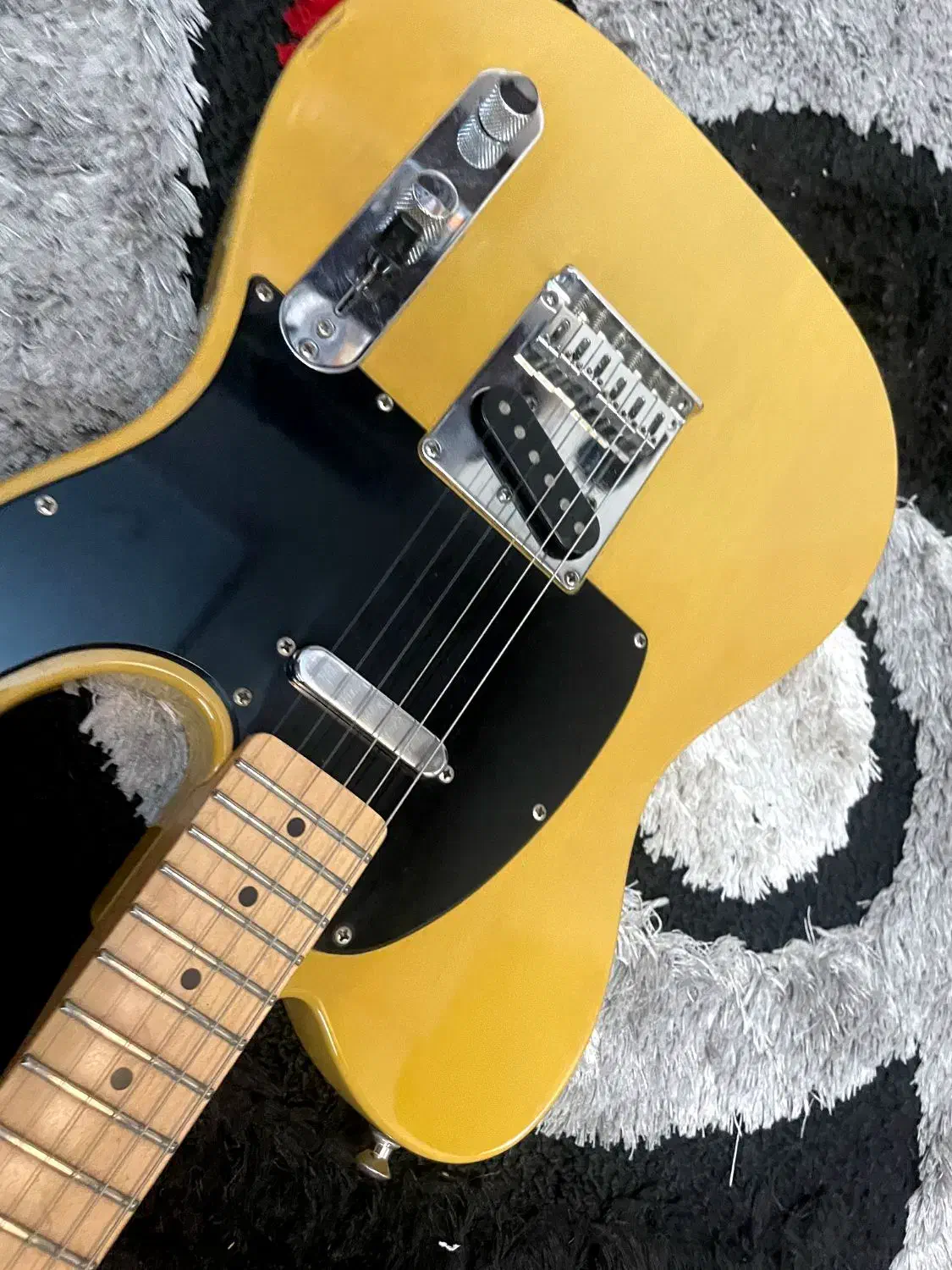 گیتار الکتریک Telecaster|گیتار، بیس، امپلیفایر|رشت, نیکمرام|دیوار