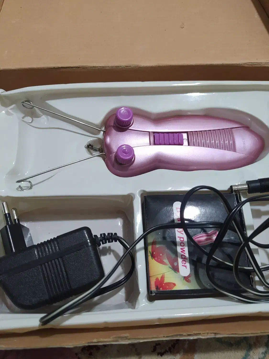 بندانداز|آرایشی، بهداشتی، درمانی|اصفهان, حصه جنوبی|دیوار