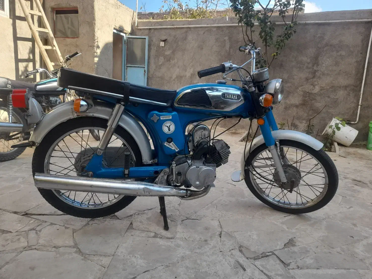 یاماها صد ژاپن|موتورسیکلت|ملایر, |دیوار