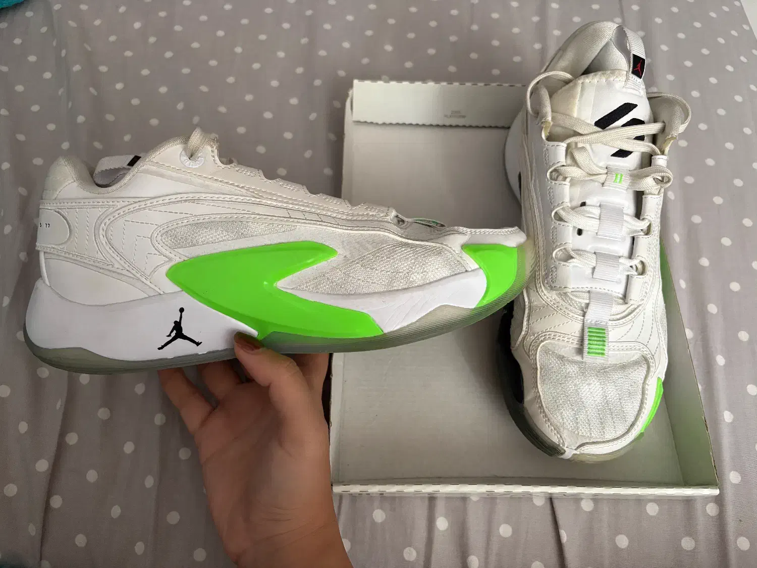 کتونی وزرشی   اورجینال|کیف، کفش، کمربند|رشت, گلسار|دیوار