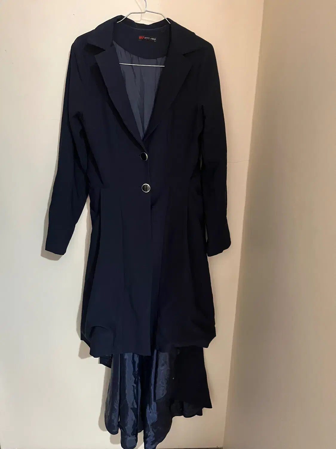 بارانی و لباس زمستانی و لباس مجلسی فروش فوری|لباس|فردیس, قریشی|دیوار