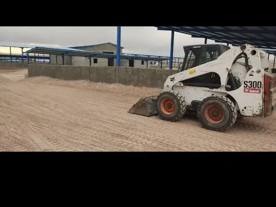 بابکت   مینی لودر|خدمات حمل و نقل|قم, پردیسان|دیوار