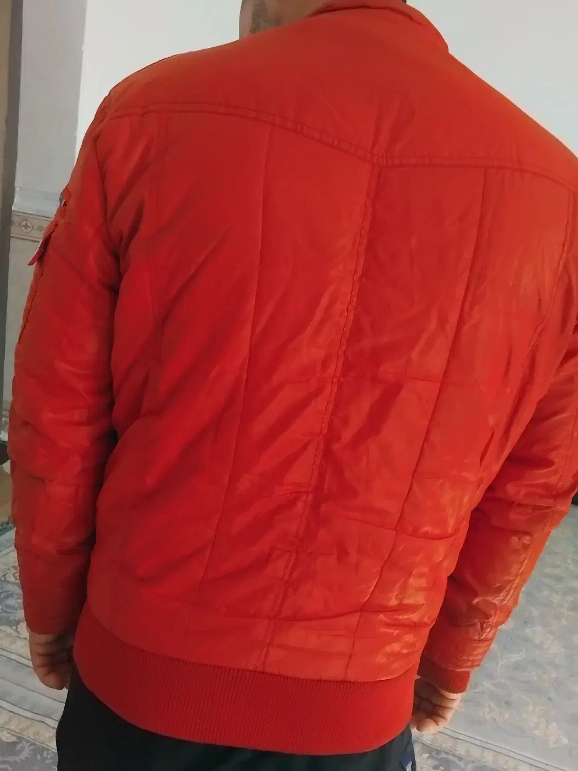 کافشن کارگرده|لباس|مسجد سلیمان, |دیوار