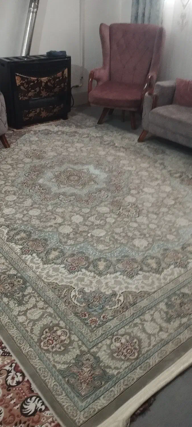 فرش ۹ متری ۱۲۰۰ شانه|فرش|همدان, |دیوار