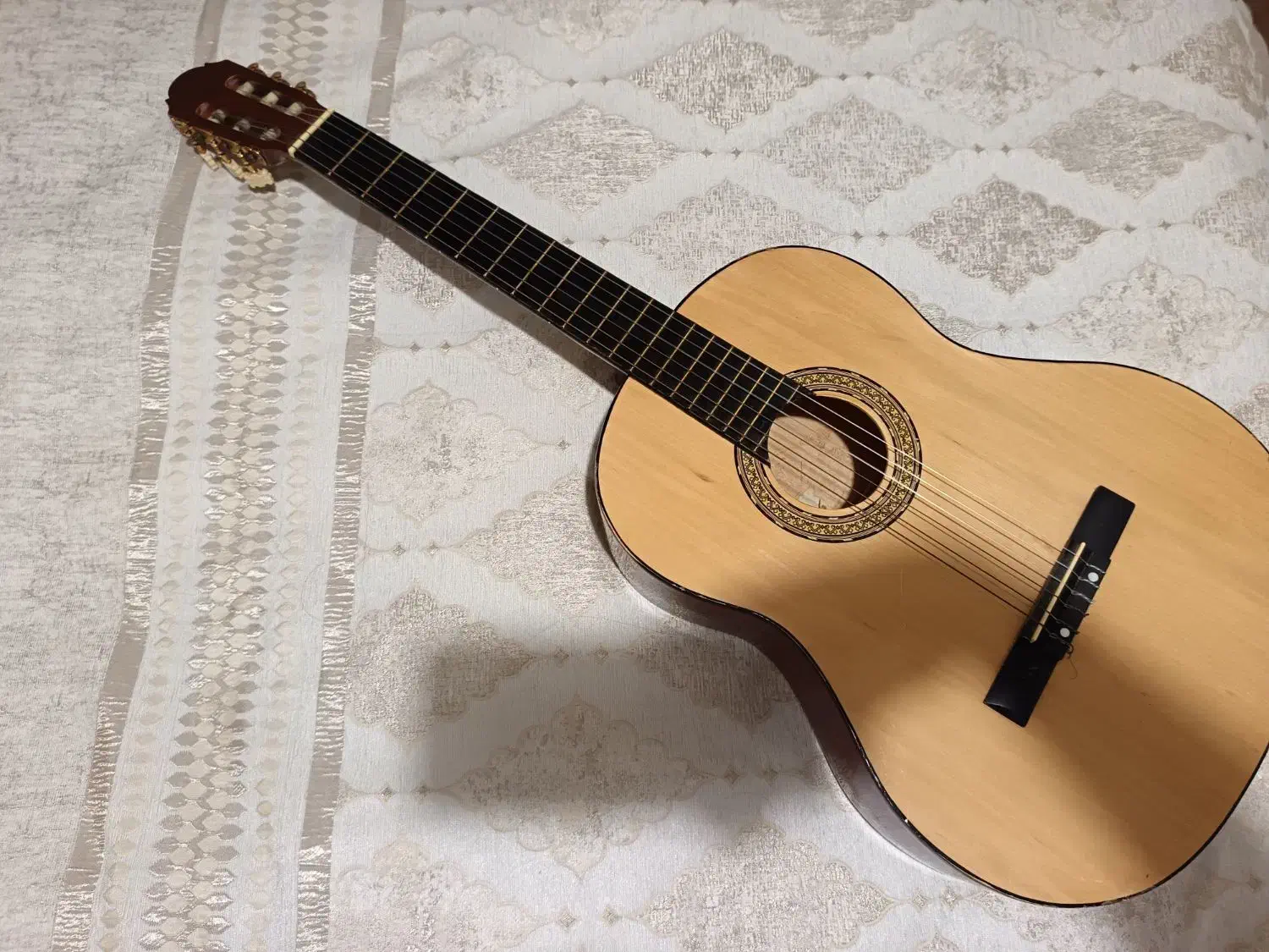 گیتار آلمانی کلاسیک برند Ashley|گیتار، بیس، امپلیفایر|تهران, تهرانپارس جنوبی|دیوار