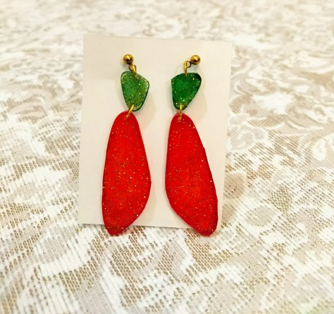 گوشواره و انگشتر رزینی|بدلیجات|زاهدان, |دیوار