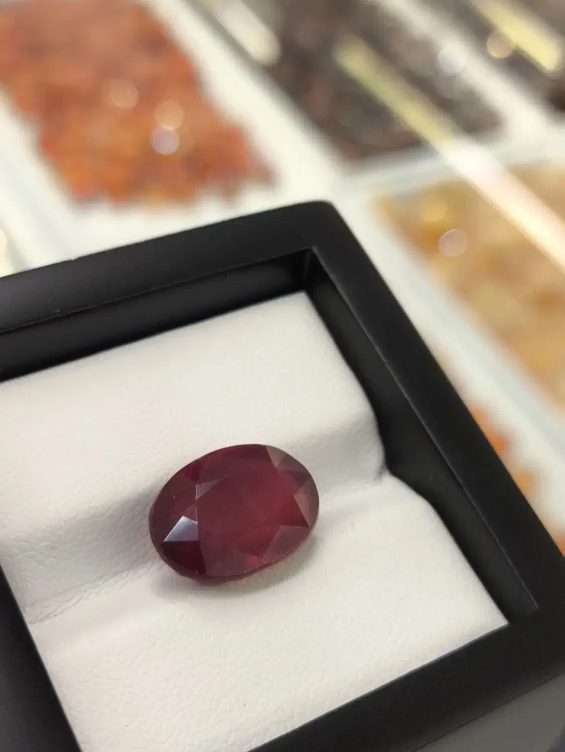 نگین های جواهری و زیبا|جواهرات|مشهد, عنصری|دیوار