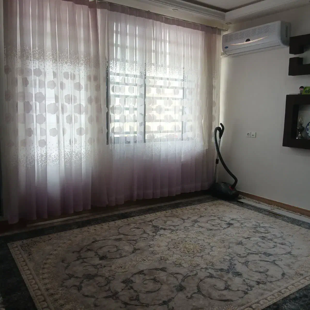 پرده|پرده، رانر، رومیزی|الشتر, |دیوار