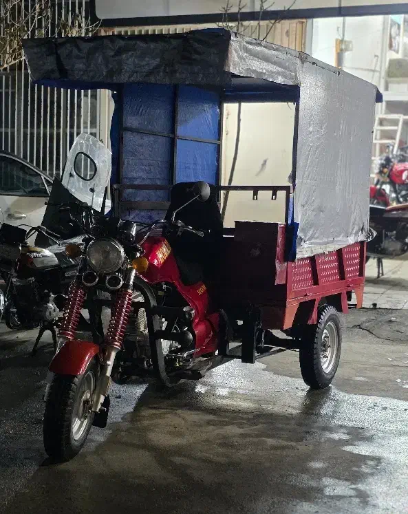 سه چرخ مدل ۴۰۲|موتورسیکلت|مشهد, جلالیه|دیوار