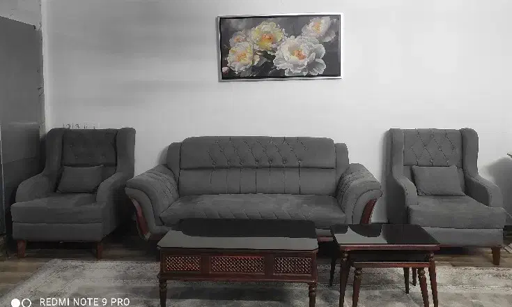 مبل ۵ نفره|مبلمان خانگی و میز عسلی|قرچک, شهرک طلائیه|دیوار