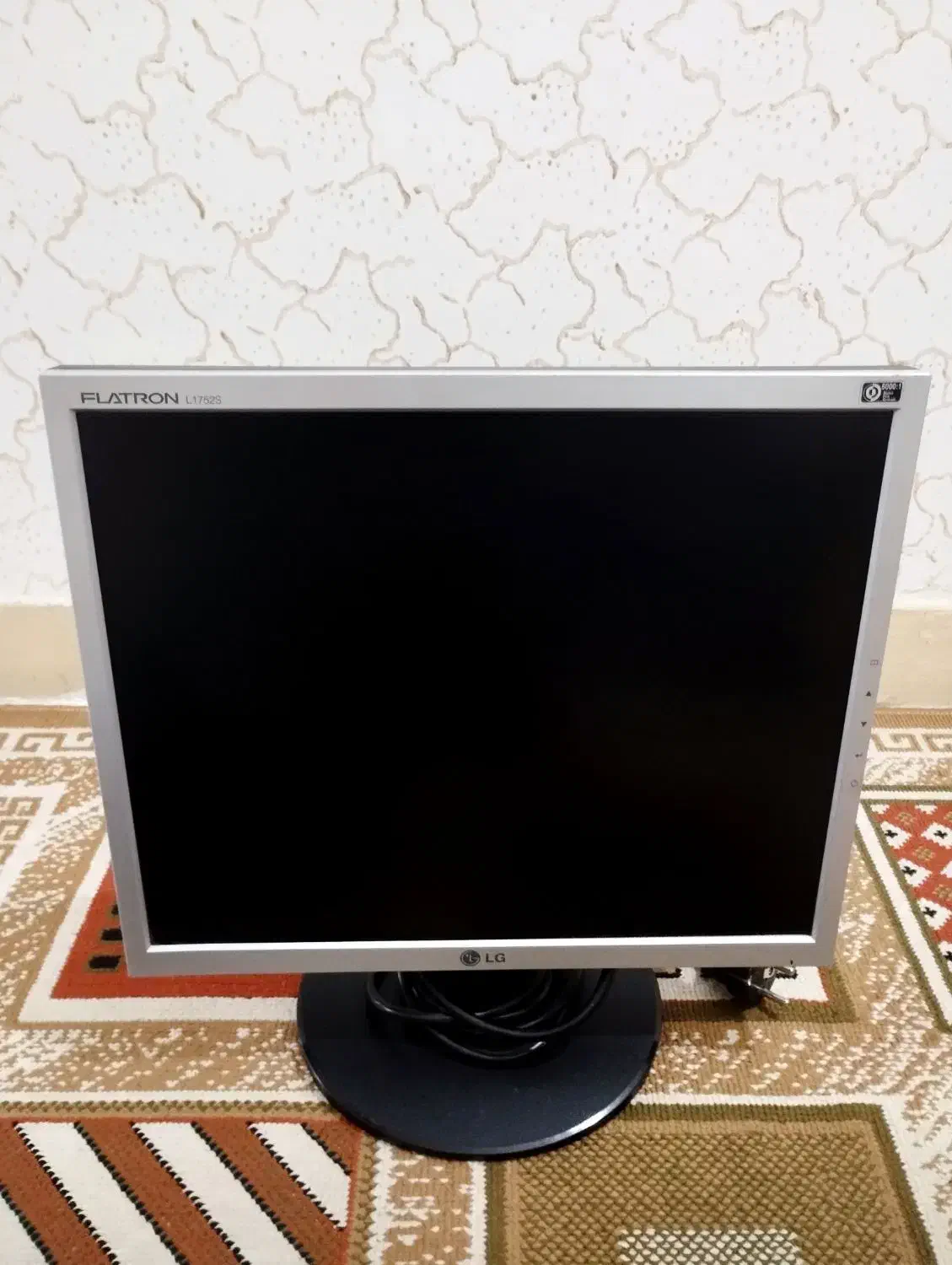 مانیتورLG|رایانه رومیزی|کرج, ساسانی (قلمستان)|دیوار