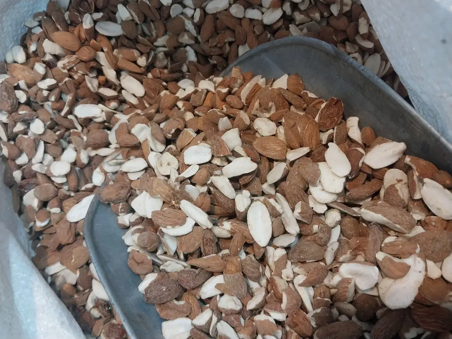 مغز بادام لپه|خوردنی و آشامیدنی|سبزوار, هفت تیر|دیوار