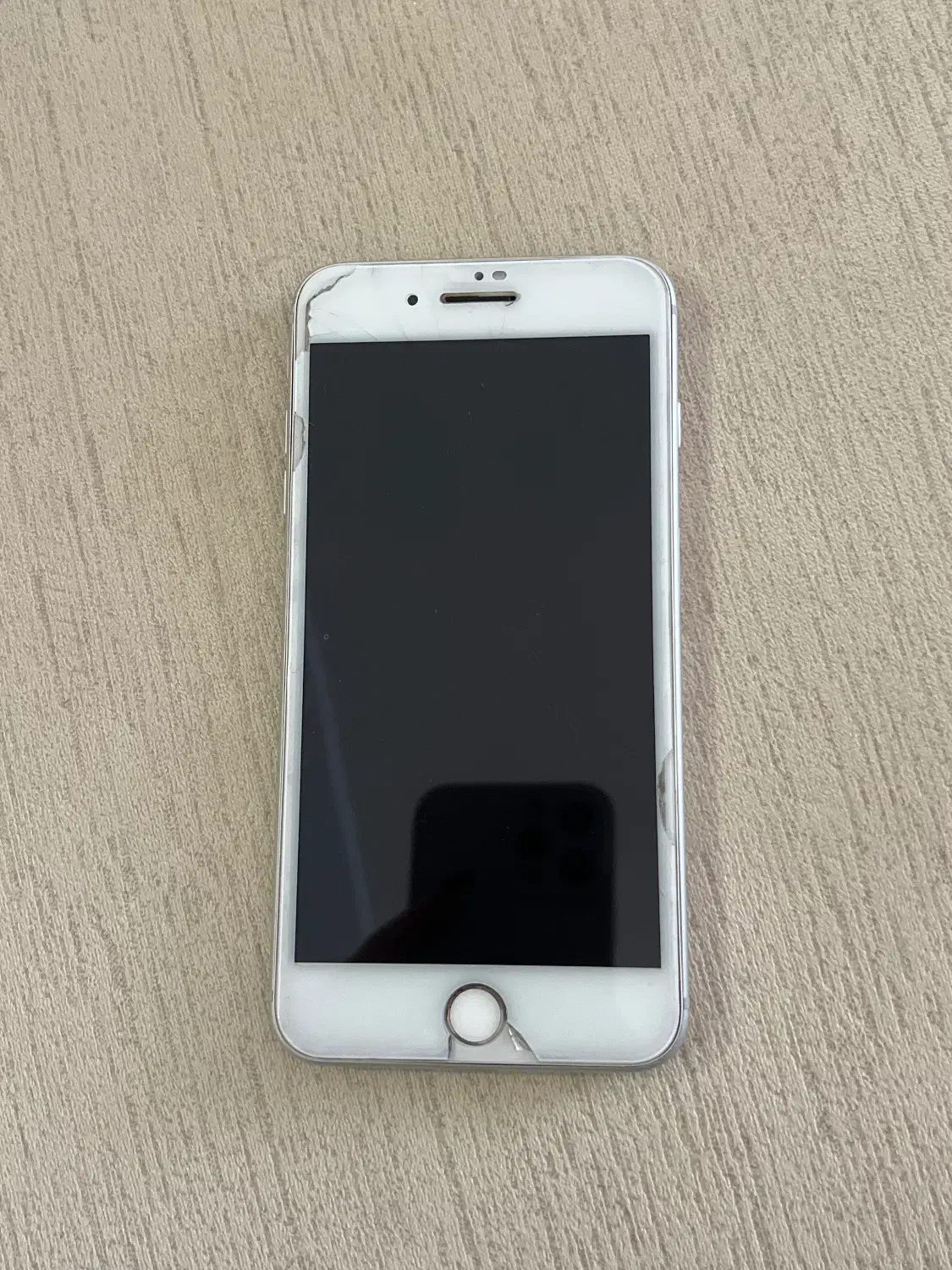 گوشی ایفون ۸ پلاس|موبایل|تبریز, |دیوار