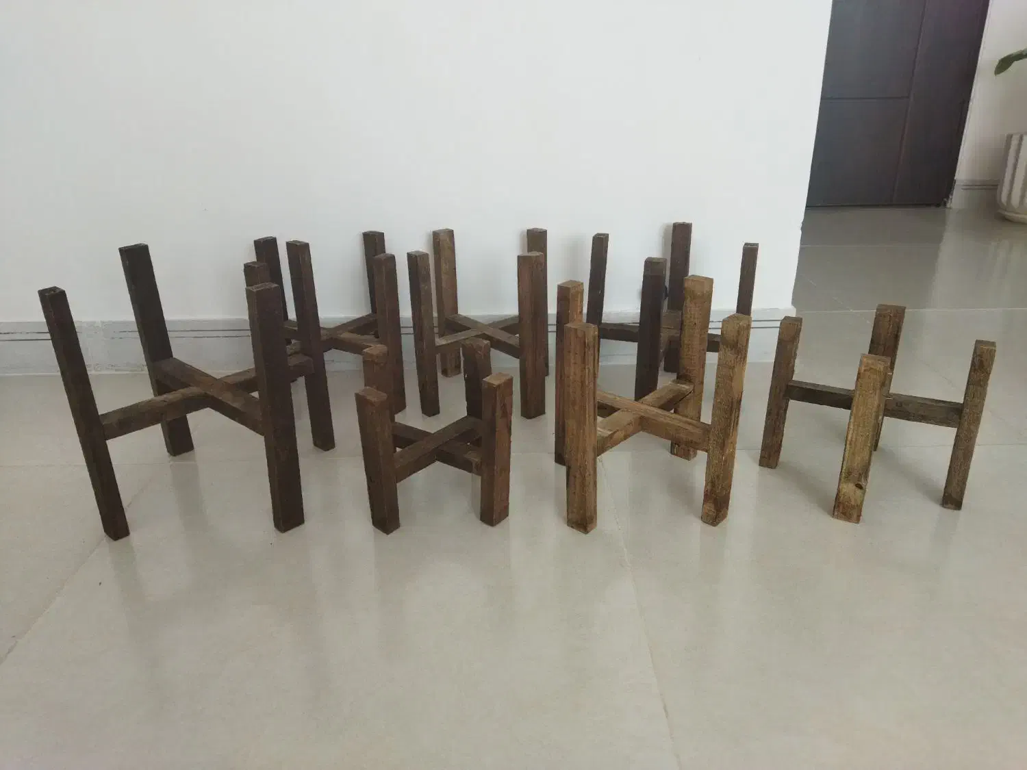 استند گلدان نو چوبی|گل و گیاه طبیعی|الیگودرز, |دیوار