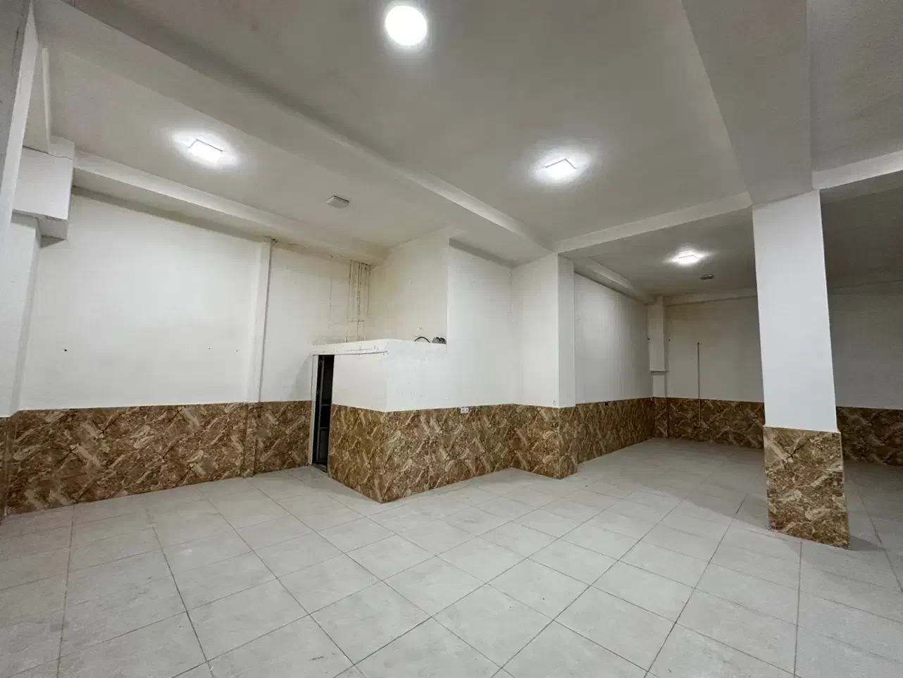 اجاره یک‌ باب مغازه به متراژ ۱۲۰ متر|اجارهٔ مغازه و غرفه|خرمدره, |دیوار