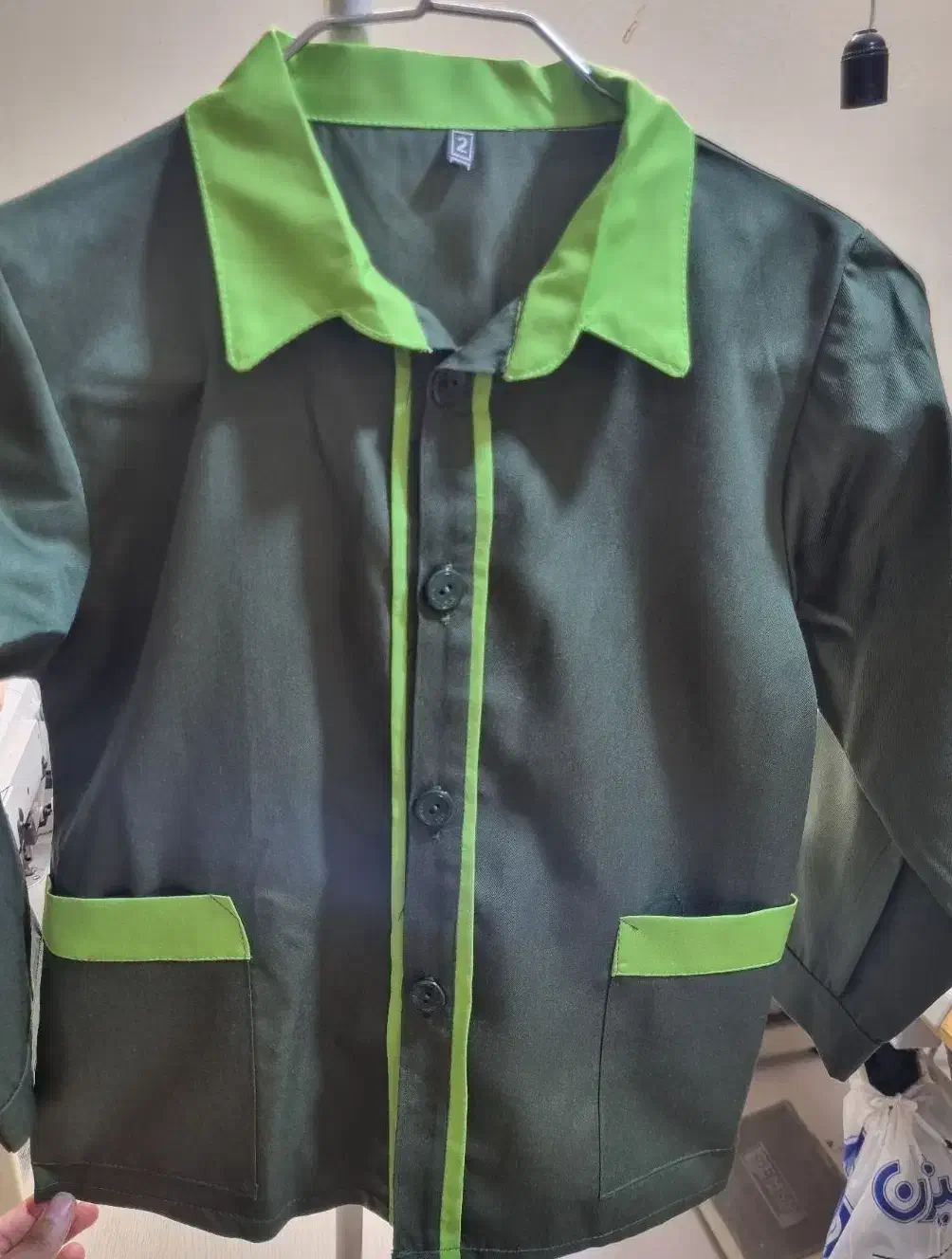 فرم مدرسه پسرانه|لباس|مشهد, بلال|دیوار