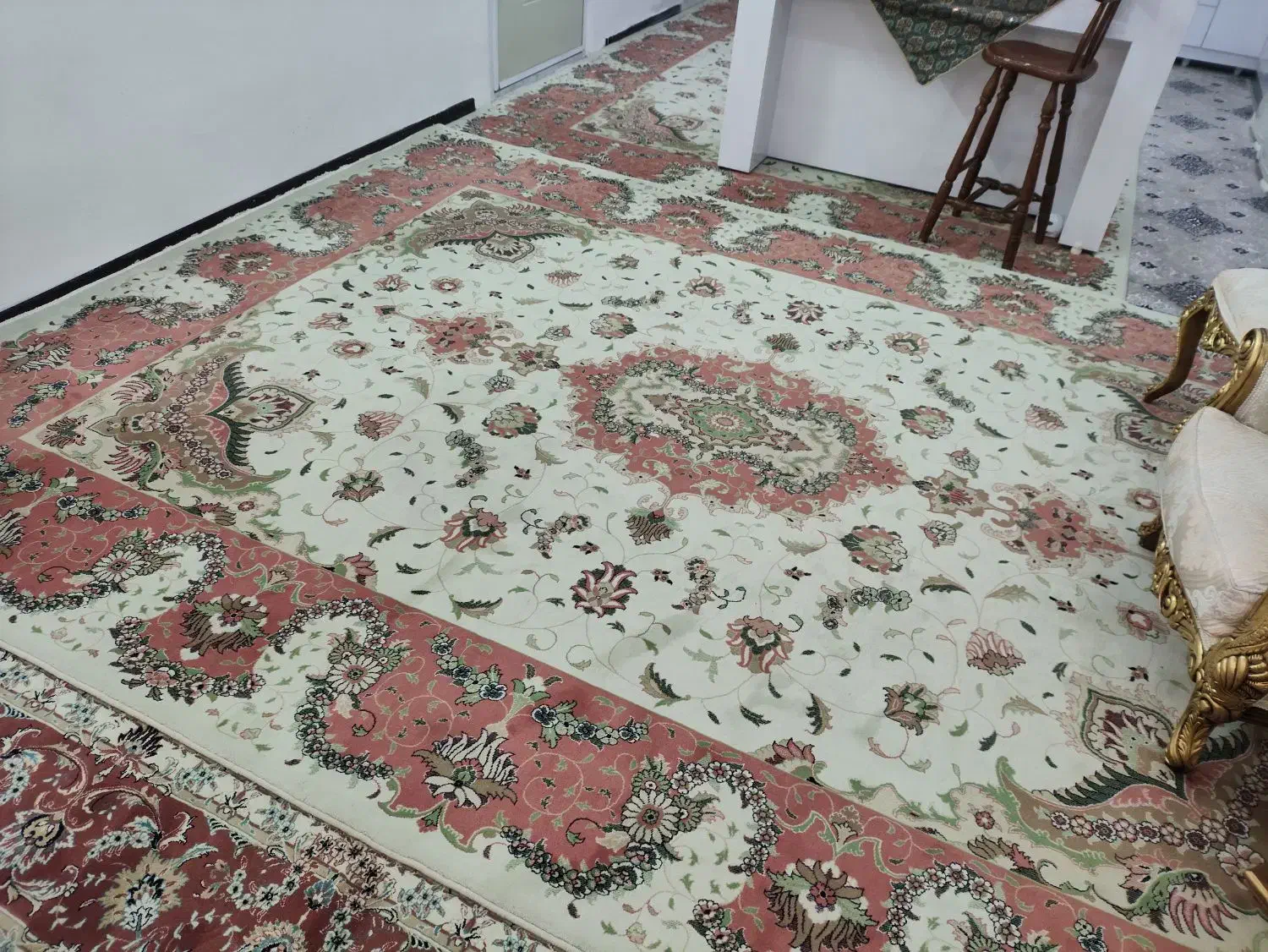 فرش ۳ در ۴ در حد نو|فرش|مشهد, سجاد شهر|دیوار