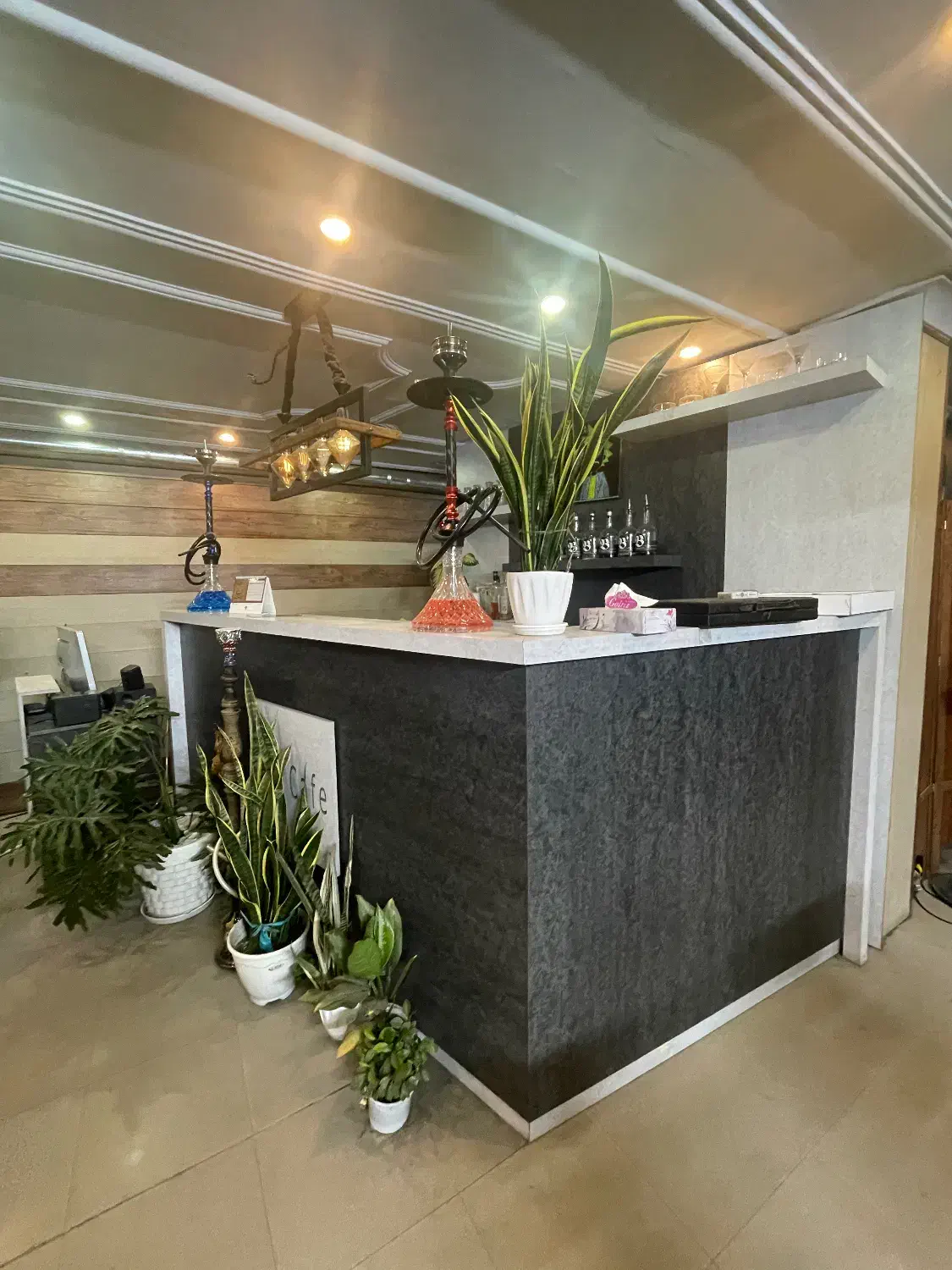 رهن و اجاره مغازه ۷۰ متری/بر اصلی میدان بسیج|اجارهٔ مغازه و غرفه|لاهیجان, کوی خزر|دیوار