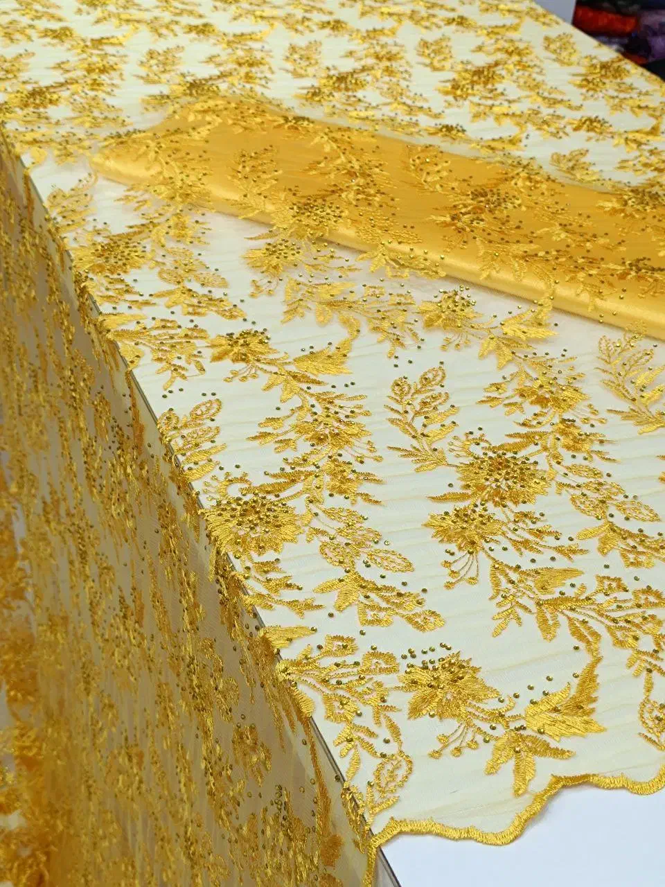 تورسنگدارابریشمی|لباس|بوکان, |دیوار