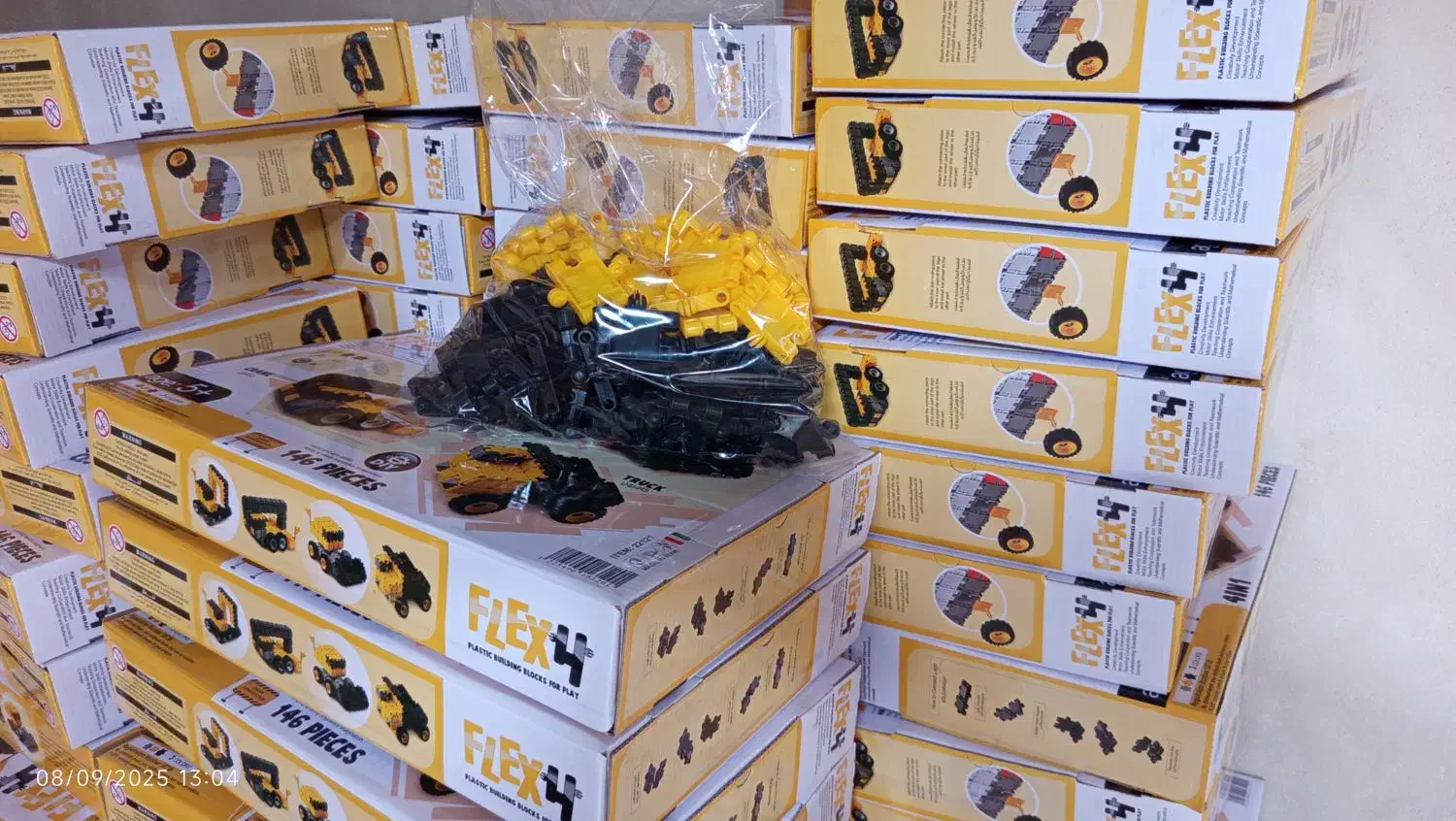 کارگر ساده خانم جهت شمارش و بسته بندی|استخدام صنعتی، فنی، مهندسی|پردیس, شهرک صنعتی کمرد|دیوار