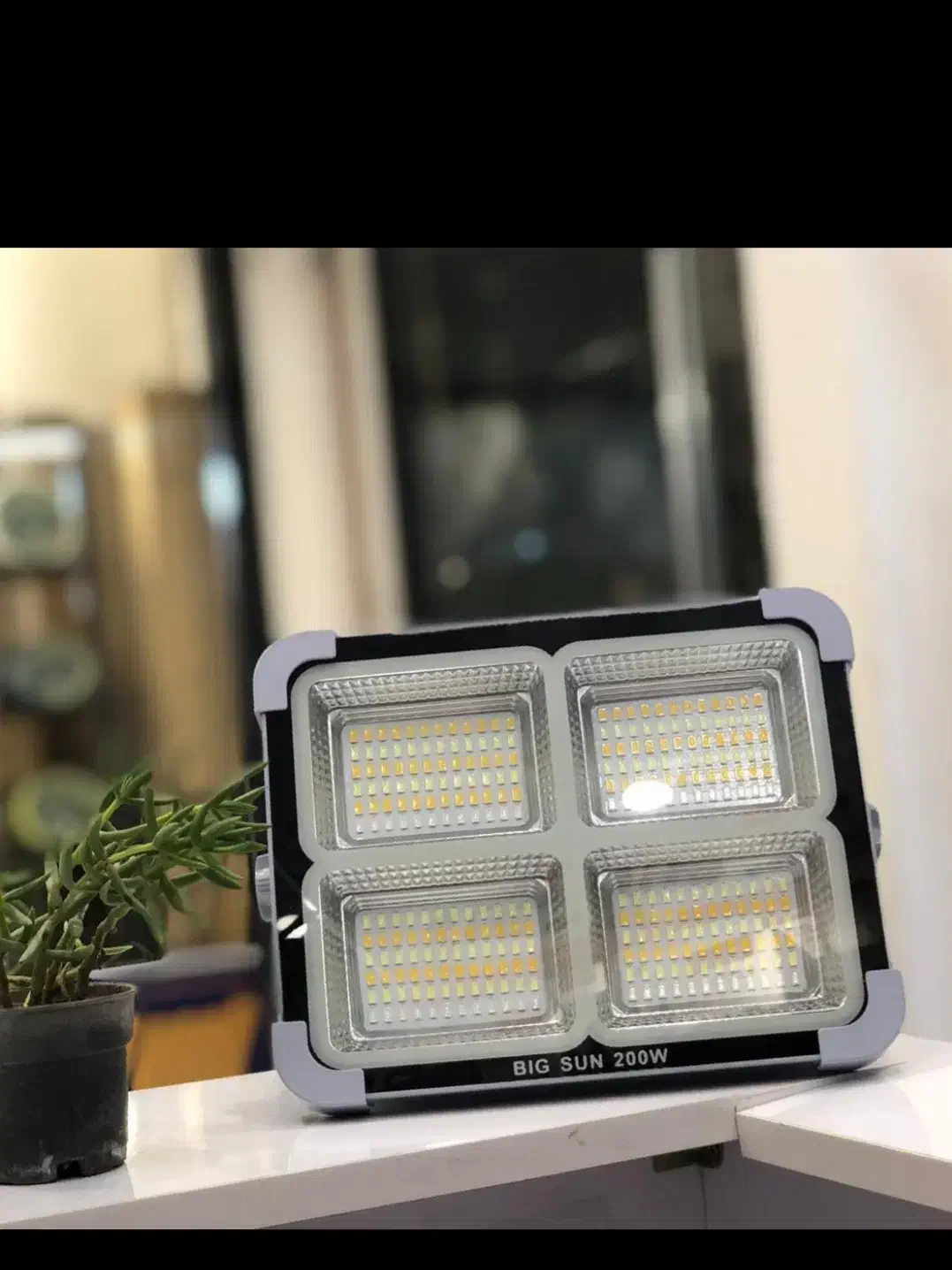 چراغ خورشیدی شش باتری|کوهنوردی و کمپینگ|آمل, |دیوار