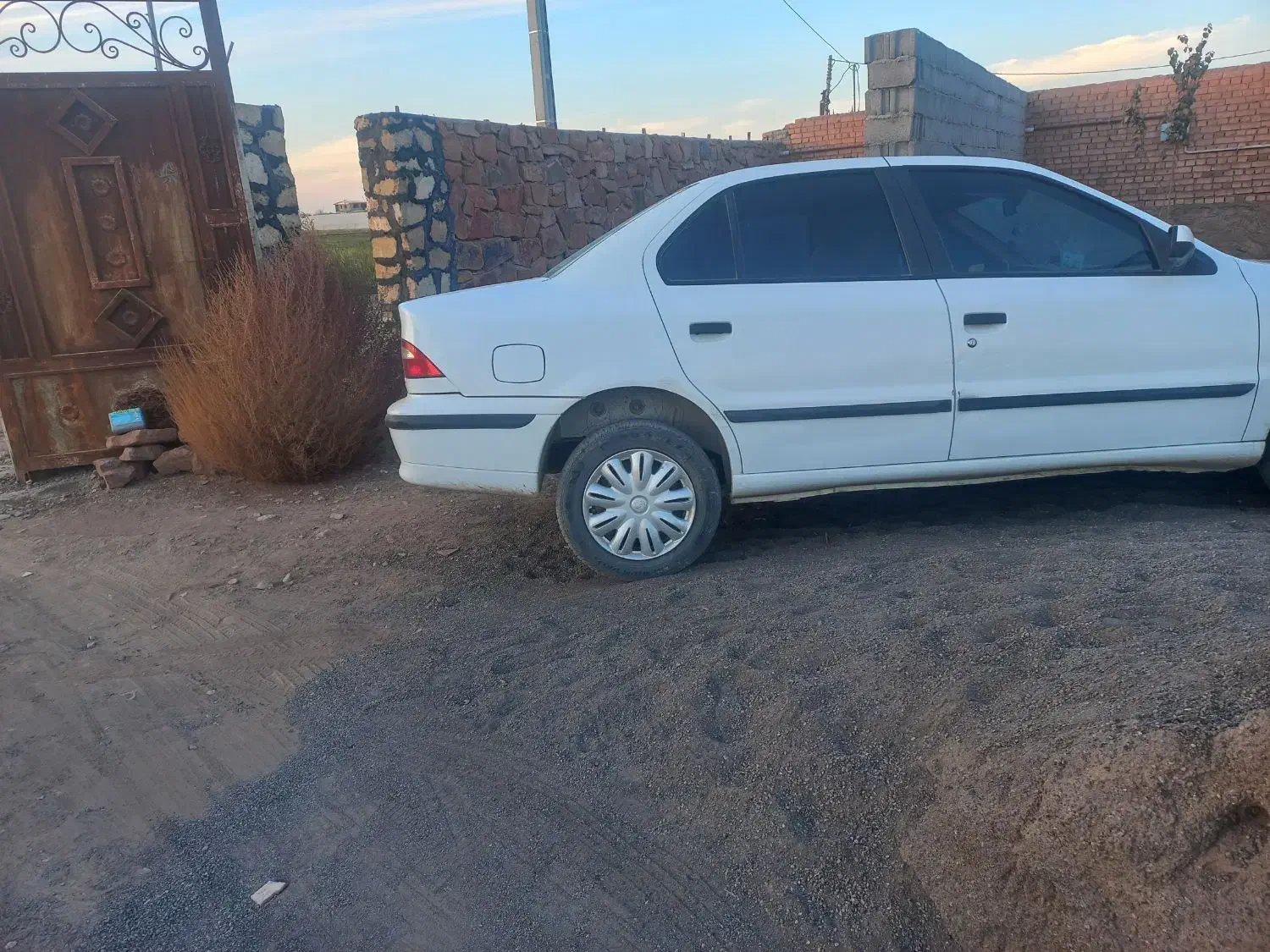 سمند اف سون مدل اخر ۹۸ دوگانه زیر خاکی سفید|خودرو سواری و وانت|جوین, |دیوار