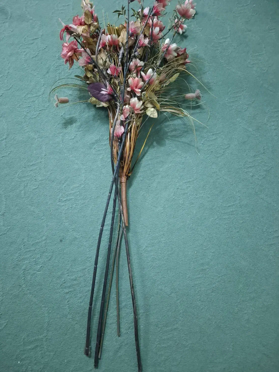 گل مصنوعی شاخه بلند|گل مصنوعی|قم, چهل درخت‎|دیوار