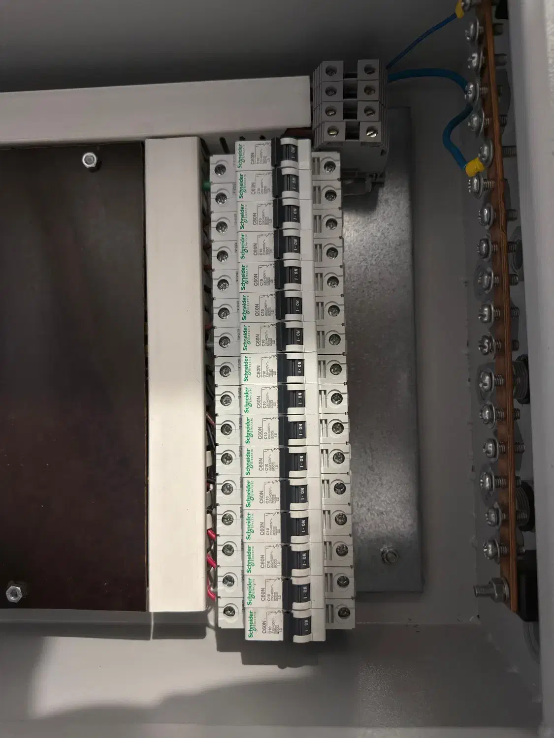 تابلوی برق دیواری|مصالح و تجهیزات ساختمان|تهران, سردارجنگل|دیوار