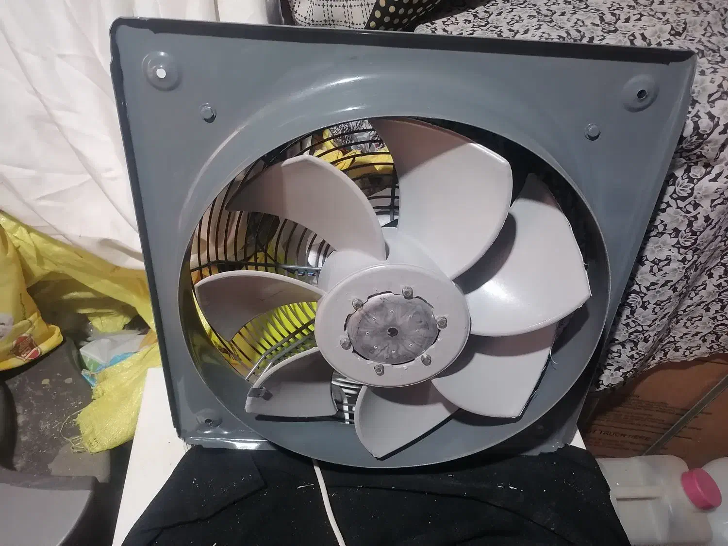 هواکش|پنکه و تصفیهکنندهٔ هوا|بیرجند, |دیوار