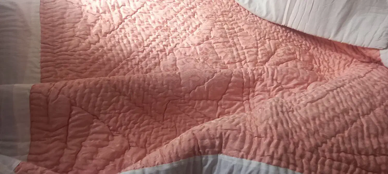 لحاف درحد نو ۲در۲|رختخواب، بالش، پتو|زرندیه, |دیوار