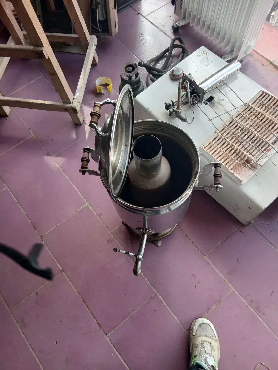 سماور نفتی فومن|سماور، چای‌ساز، قهوه‌ساز|فومن, |دیوار