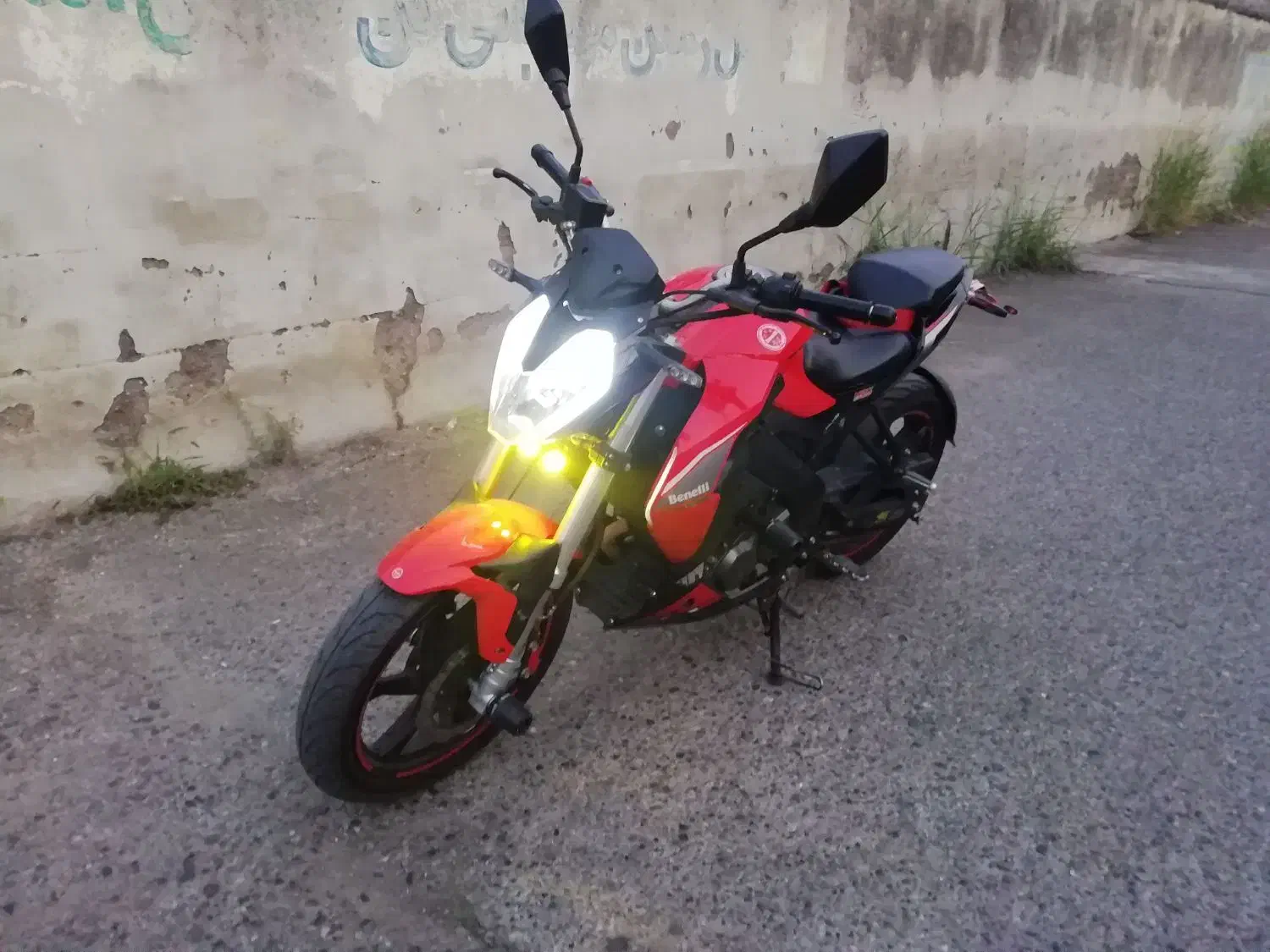 بنلی 180|موتورسیکلت|قرق, |دیوار